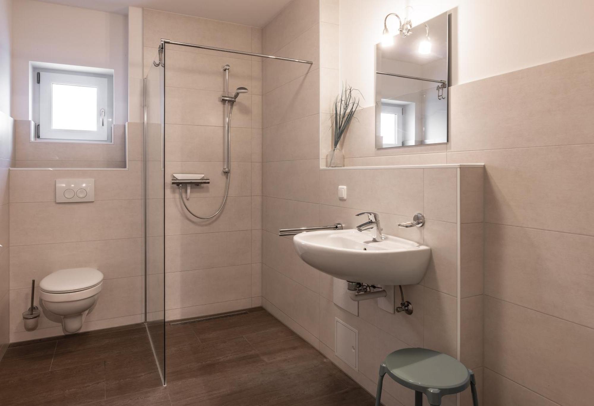Living Neuburg Aparthotel Neuburg an Der Donau Bagian luar foto